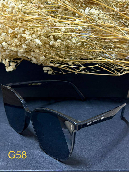 GENTLE Monster 👿*
Sunglasses 🕶️ 
Copy one 1️⃣ 
With master box 🗃️ 
50 dhs💓

Zain216
♥️♥️♥️