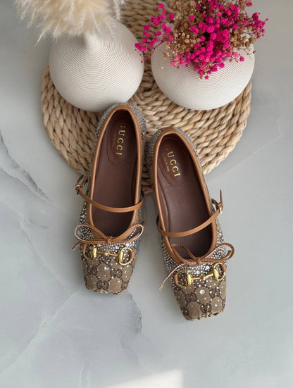 NEW Gucci
*Vip quality*
*Size 36 to 41*
450 dhs✅

Zain113
♥️♥️♥️