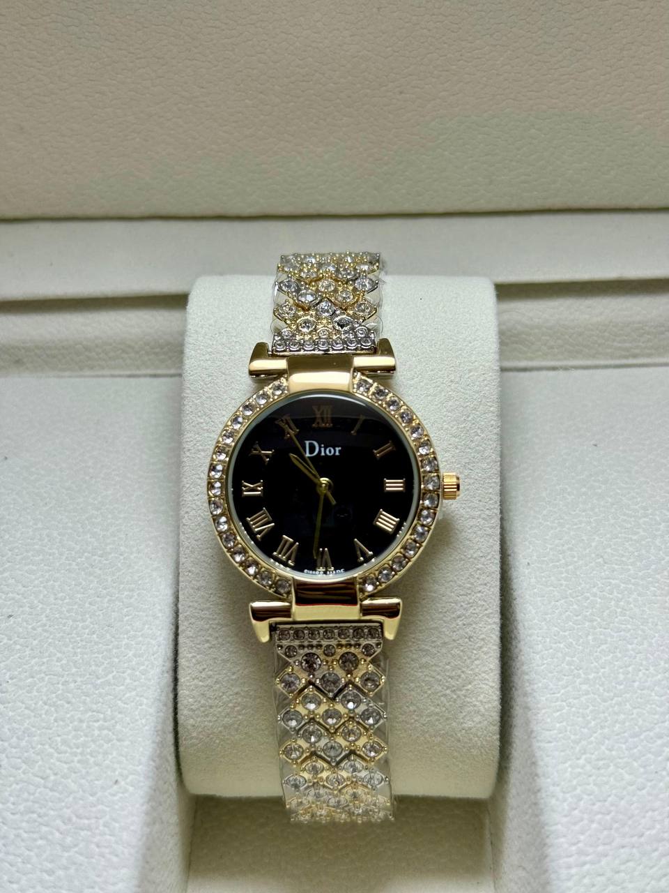 Dior Ladies
55 dhs🌺

Zain29
♥️♥️♥️