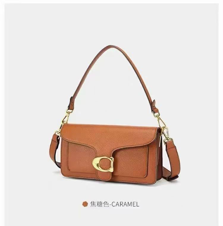 COACH

Size  26cm

Withbox

100 dhs✅

Zain04
♥️♥️♥️
