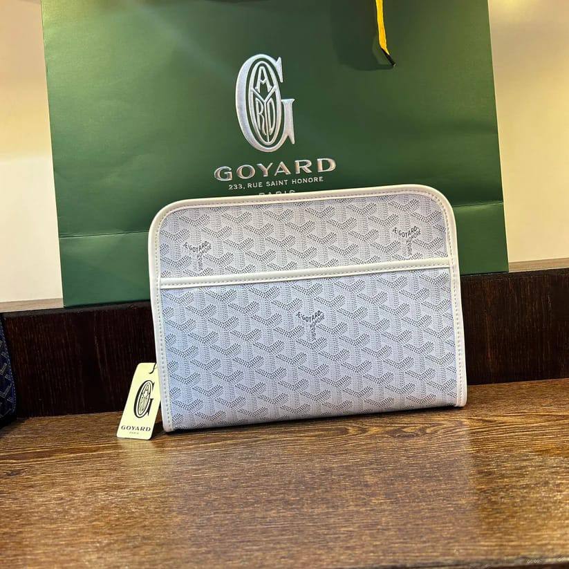 Goyard 

Master Quality 
Clutch Bag 
190 dhs🇦🇪🇦🇪

Zain33
♥️♥️♥️