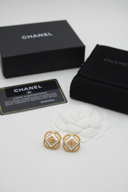 Master earrings

60 dhs 

Zain122
♥️♥️♥️