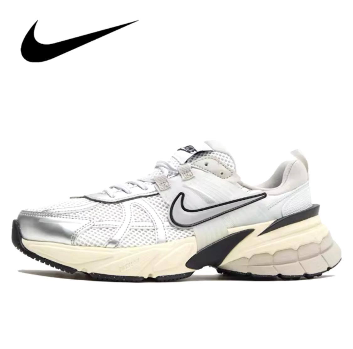 NIKE
Size 40-45⚡️ 
120 dhs💓

Zain183
♥️♥️♥️