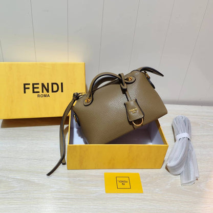 LV
90 dhs✅
high quality 

With box
🎁🎁🎁

Zain26
♥️♥️♥️