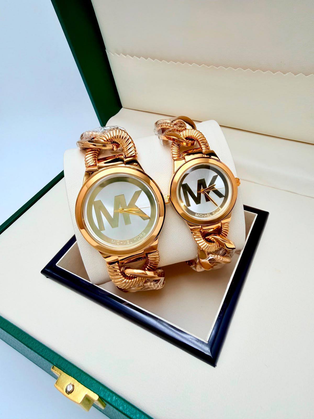 Mk
Seiko

1 pc 40 dhs

Couples (2 pc) 75 dhs 

Zain45
♥️♥️♥️