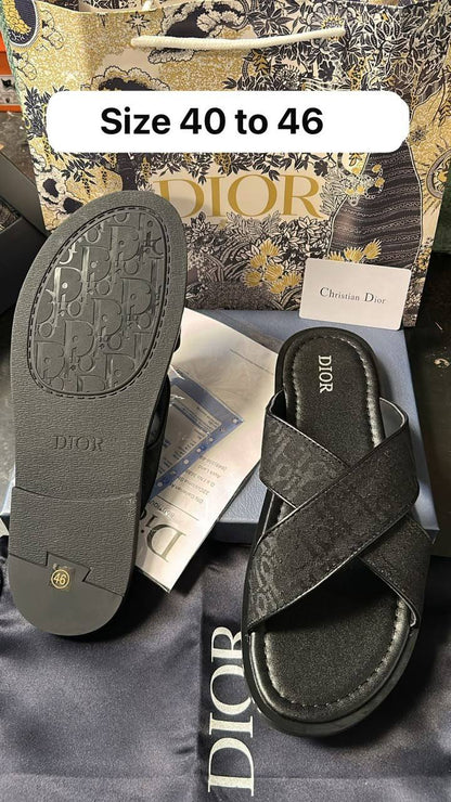 Dior

100 dhs🇦🇪🇦🇪

Zain103
♥️♥️♥️