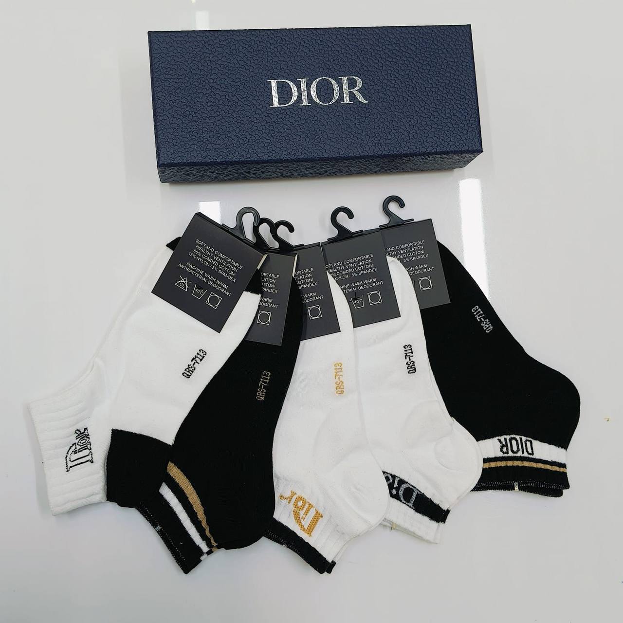 SOCKS 

WITHBOX 
🎁🎁🎁

35 dhs🪙🌺

Zain40
♥️♥️♥️