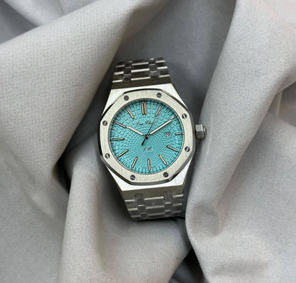 Louis Hilano watch for men good quality 
230 dhs🪙🖤

Zain59
♥️♥️♥️