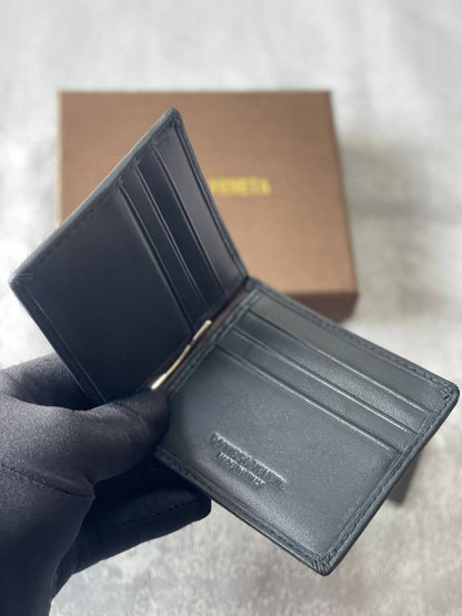 😇*BOTTEGA VENETA*😇
*wallet*
*Master quality*
250 dhs🪙🖤

Zain179
♥️♥️♥️