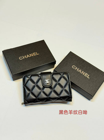 NEW CAME
CHANEL WALLET
GOOD QUALITY
35 dhs🌺

Zain40
♥️♥️♥️