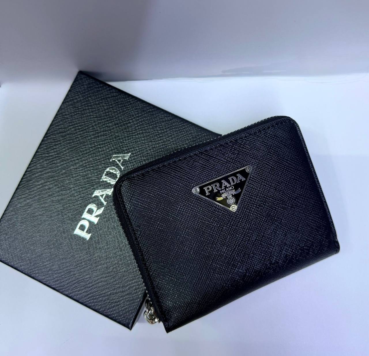 Wallets

With box
🎁🎁🎁

30 dhs✅

Zain93
♥️♥️♥️