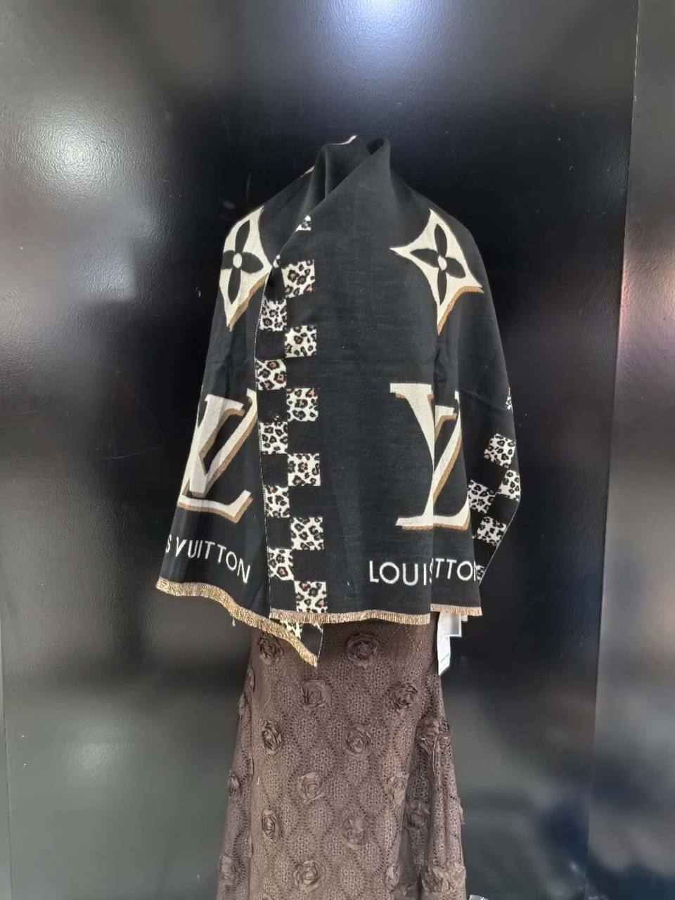 Good quality 
Scarf 
45 dhs🇦🇪🇦🇪

Zain295
♥️♥️♥️