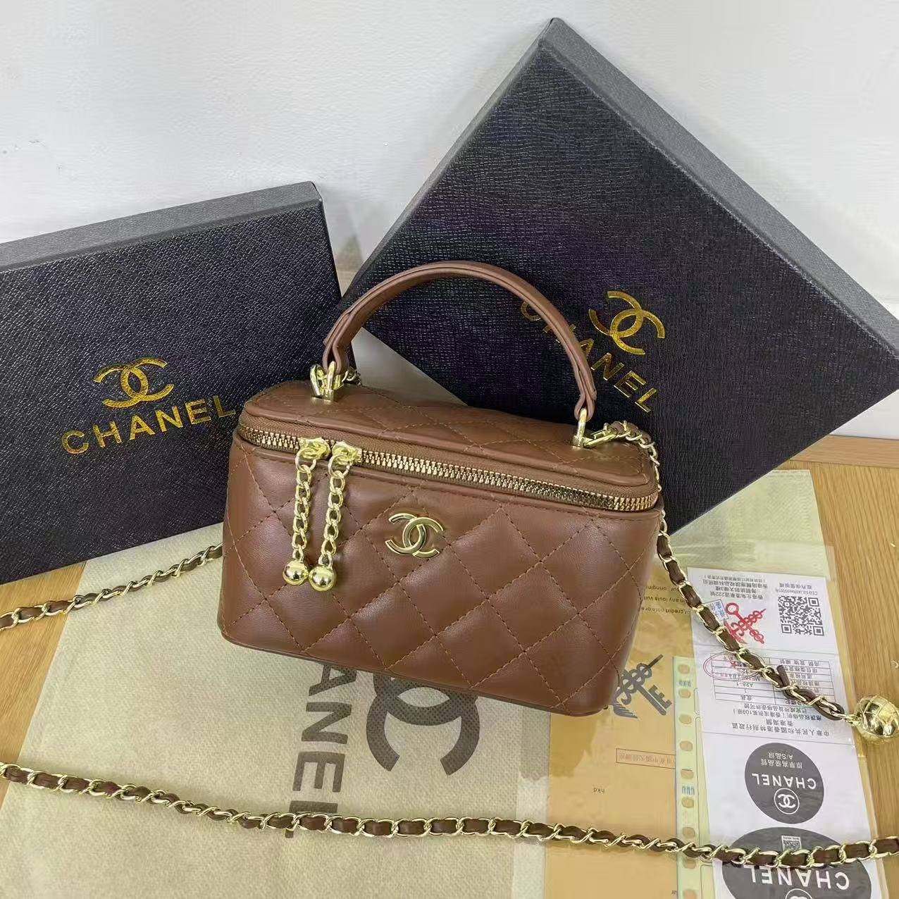 Chanel
Good Quality
90 dhs💓

Zain136
♥️♥️♥️