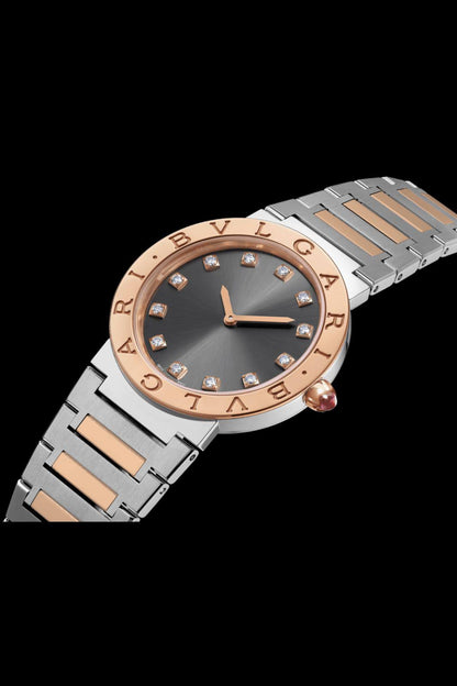 Bvlgari watch 
for ladies good quality 
260 dhs🪙🌨️

Zain59
♥️♥️♥️