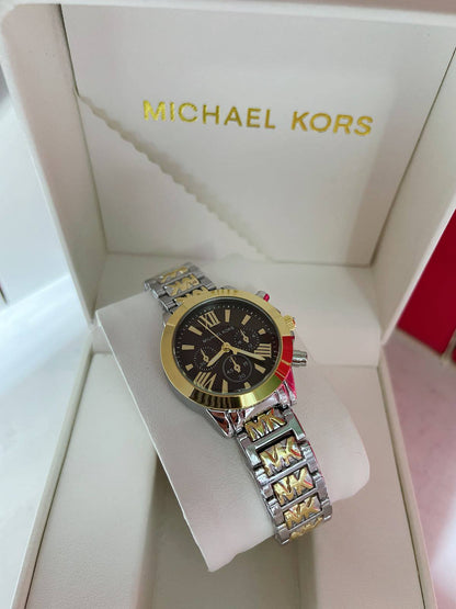 Mk ladies 

1 ps
45 dhs🇦🇪🇦🇪

Zain45
♥️♥️♥️