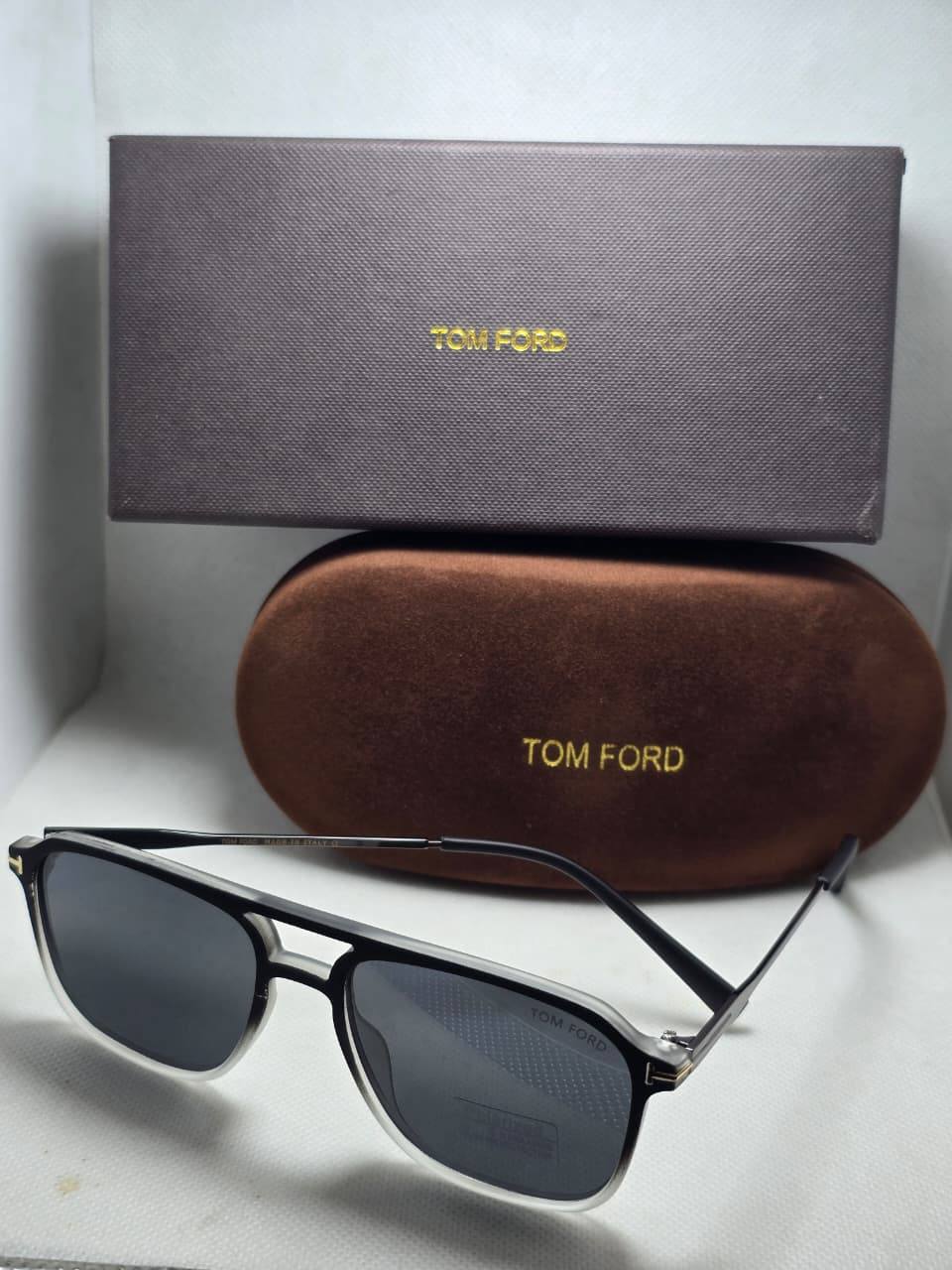 Tomford Men
60 dhs🪙💚

Zain29
♥️♥️♥️