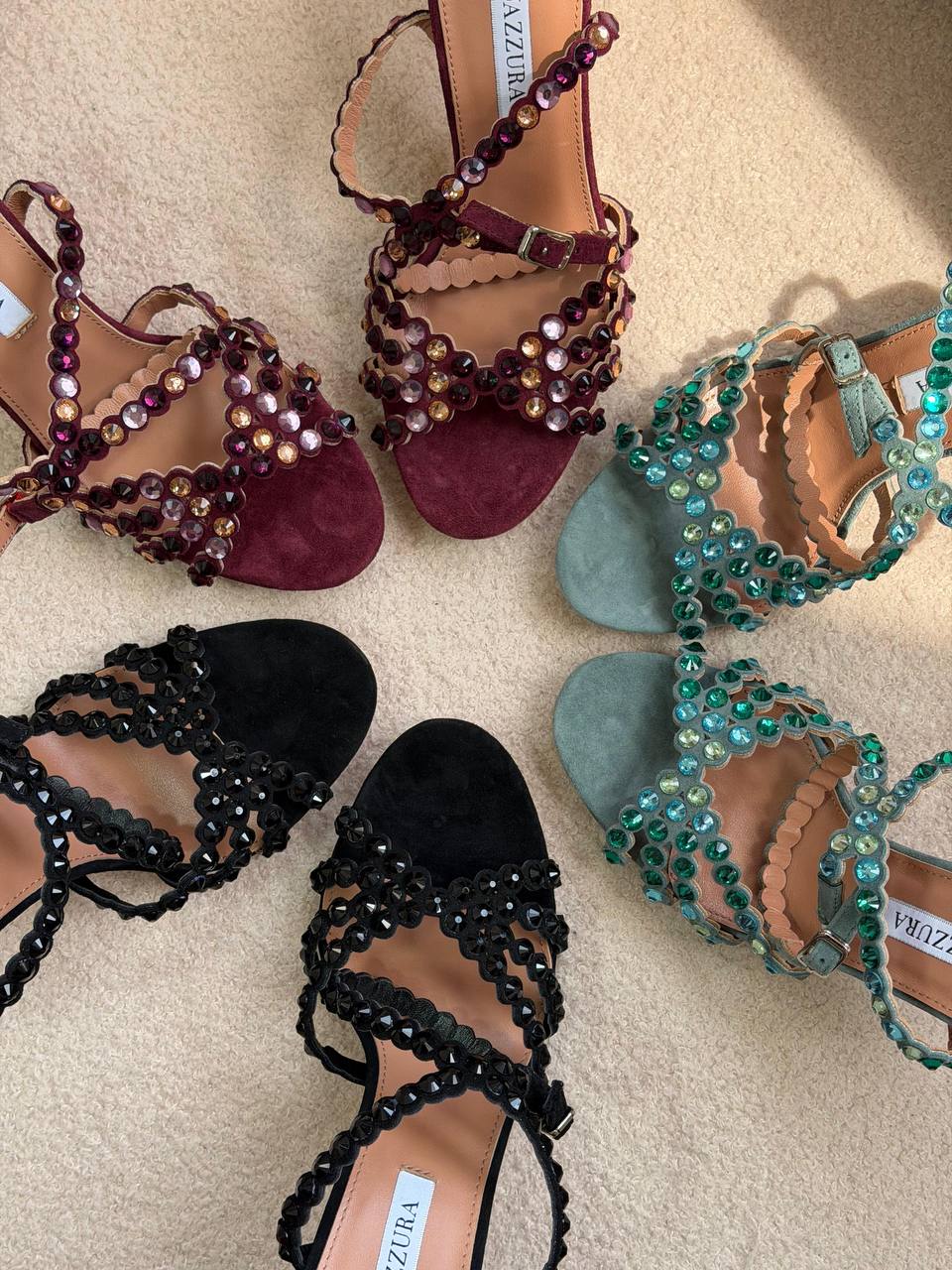 Aquazzura
𝑨𝑨𝑨 𝑸𝑼𝑨𝑳𝑰𝑻𝒀
𝑺𝑰𝒁𝑬 {35 𝒕𝒐 42}
450 dhs✅

Zain81
♥️♥️♥️
