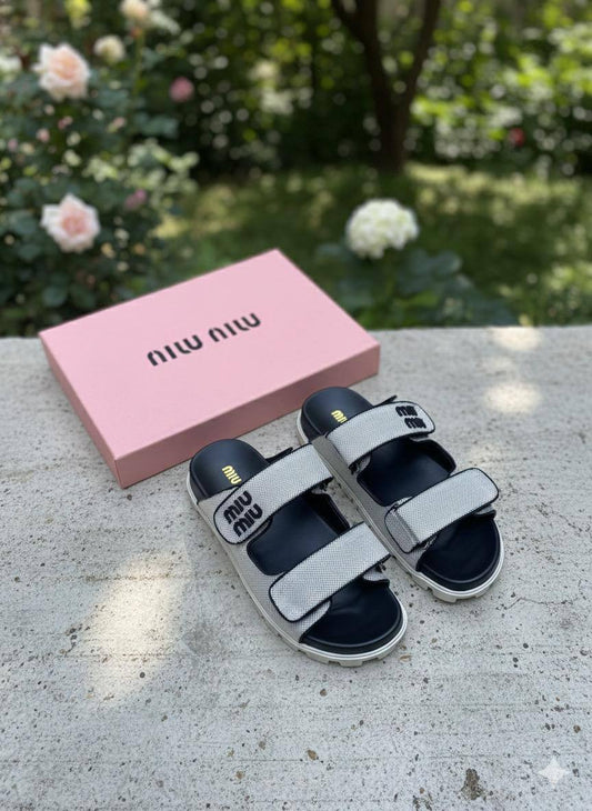 Miu miu
OFFER 
Now Only 
95 dhs🪙🌨️
Size 36 to 41

Zain21
♥️♥️♥️