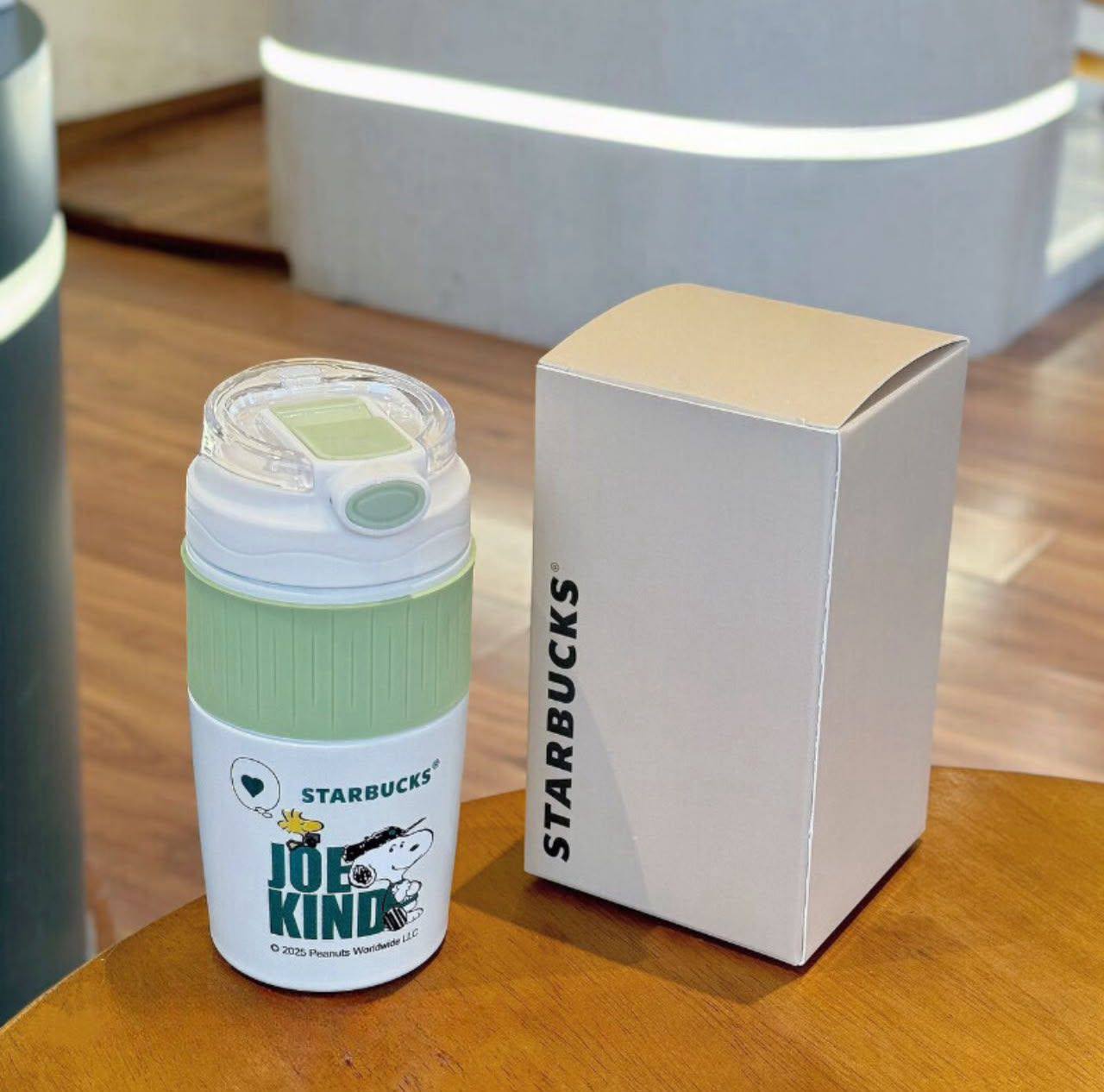 New Starbucks coffee mug & tissue box arriving 
65 dhs✅

Zain88
♥️♥️♥️