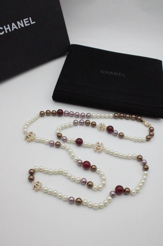 Chanel necklace 

90 dhs

Zain122
♥️♥️♥️