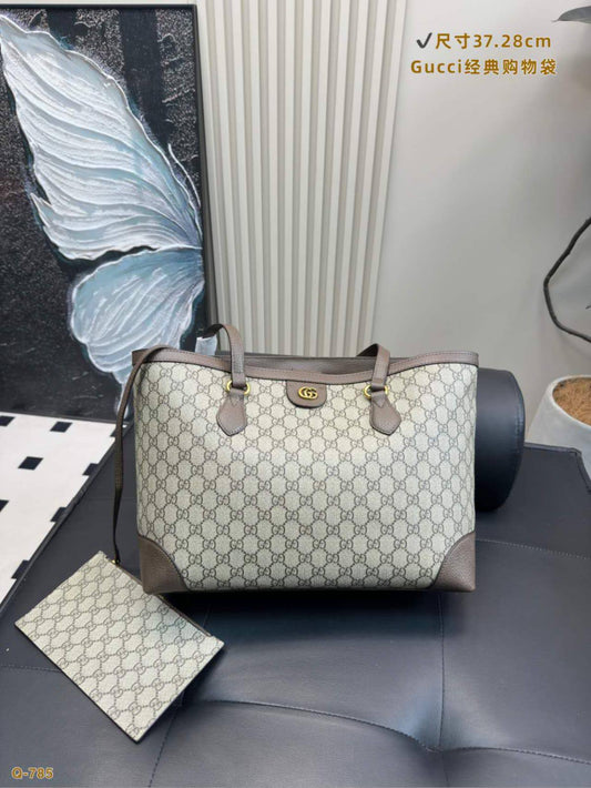 Gucci Master++
270 dhs🪙🌨️

Zain10
♥️♥️♥️