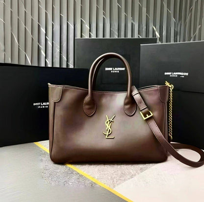 YSL 
 HIGH QUALITY 
115 dhs✅

Zain39
♥️♥️♥️