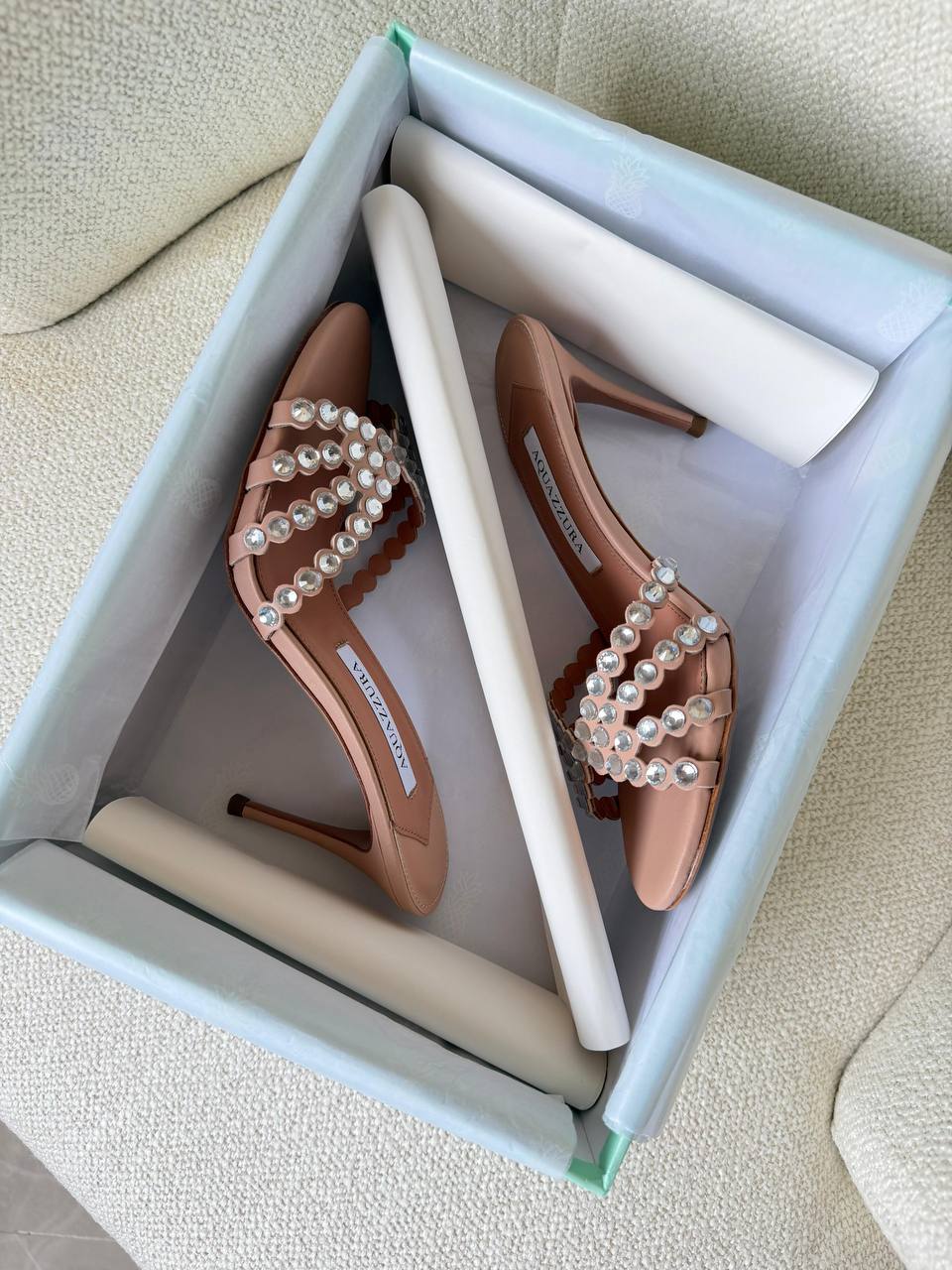 Aquazzura
𝑨𝑨𝑨 𝑸𝑼𝑨𝑳𝑰𝑻𝒀
𝑺𝑰𝒁𝑬 {36 𝒕𝒐 41}
450 dhs✅

Zain81
♥️♥️♥️
