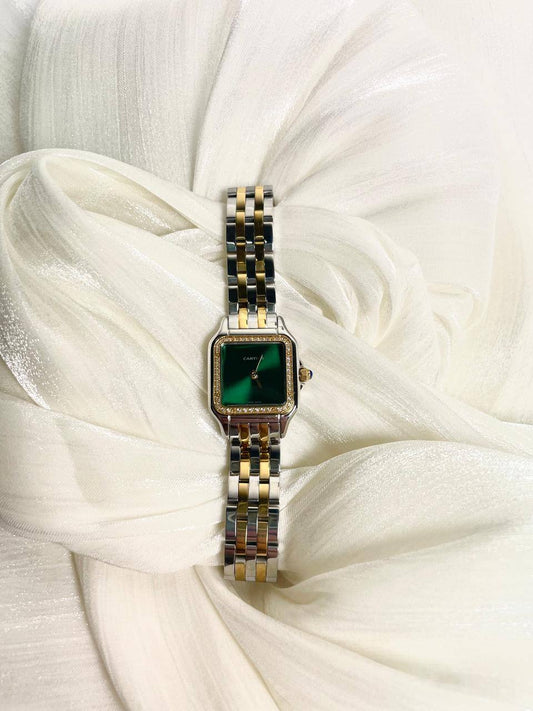 Cartier Watch 
210 dhs🪙🖤

Zain33
♥️♥️♥️
