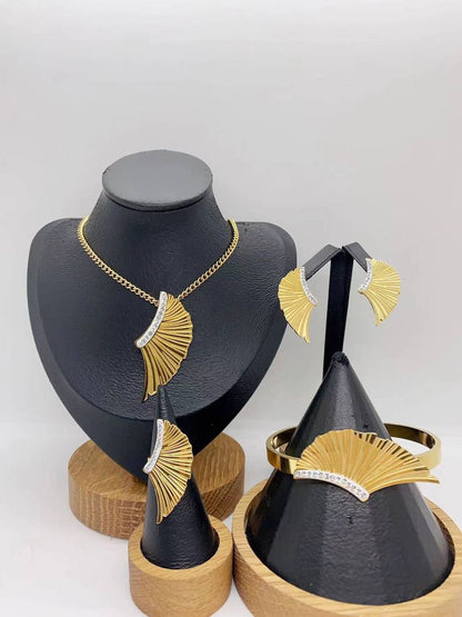 one Set Accessories
50 dhs🇦🇪

Zain45
♥️♥️♥️