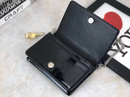 Dior Diorama Flap Bag Cannage Embossed✅*
*Size 20 cm*
For Price 👇 WTSP Text Zain 0568585901

Zain274
♥️♥️♥️