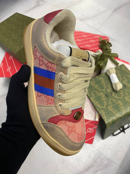 Gucci Grey/Pink Nubuck Leather 
36-40 available 
180 dhs🇦🇪

Zain242
♥️♥️♥️
