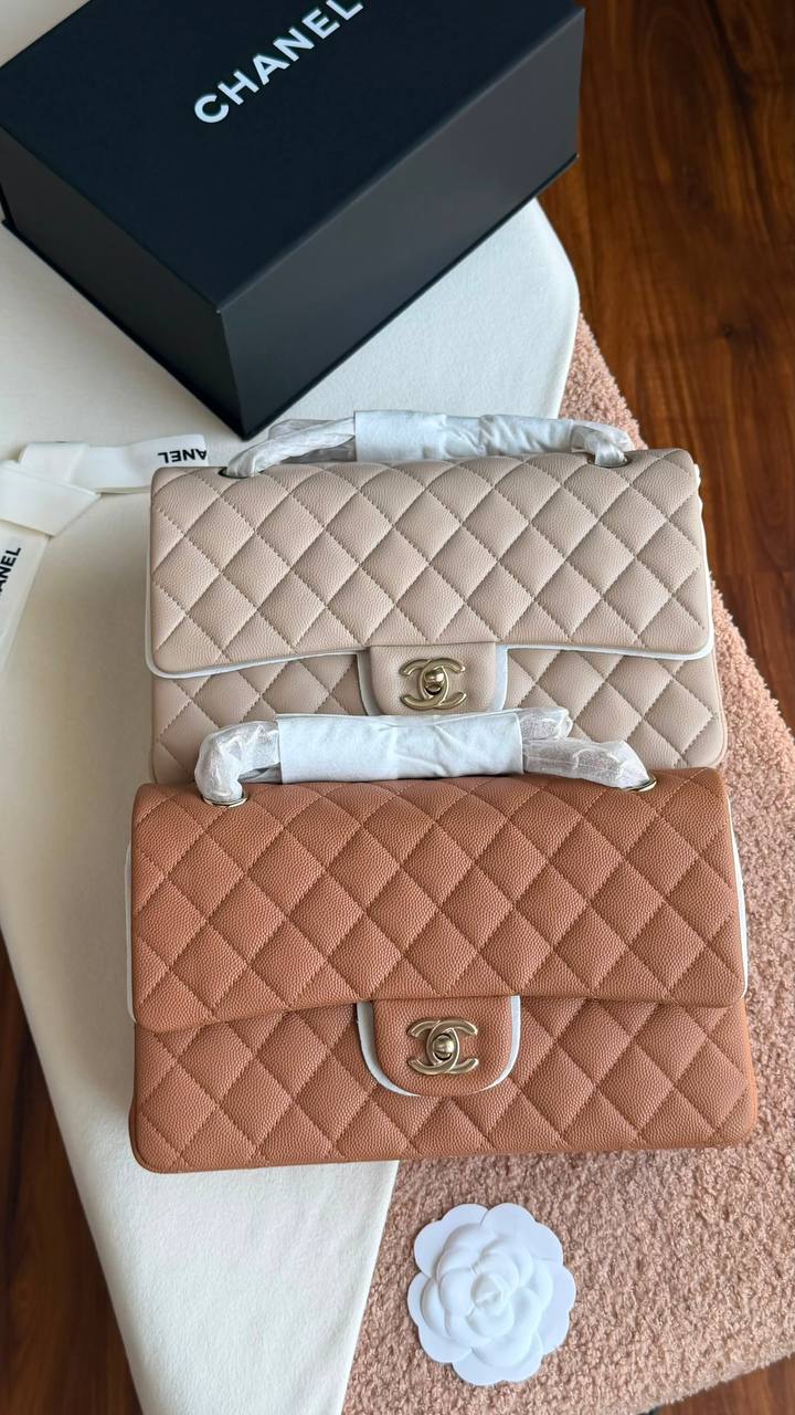 NEW 
CHANEL Classic
*SiZe 25 CM*
*✨VIP QUALITY✨*
*with complete packing*🎁
For Price 👇 WhatsApp✅
0568585901 
0507557372
0552275751 Owner Zain 👌

Zain280
♥️♥️♥️