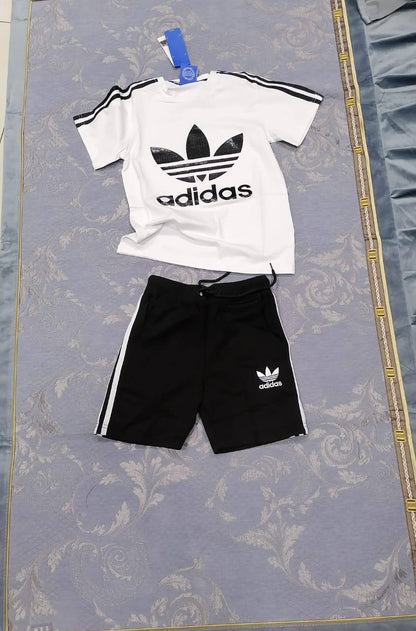Sport Set
6 to 14 years size
75 dhs🪙🌨️

Zain27
♥️♥️♥️