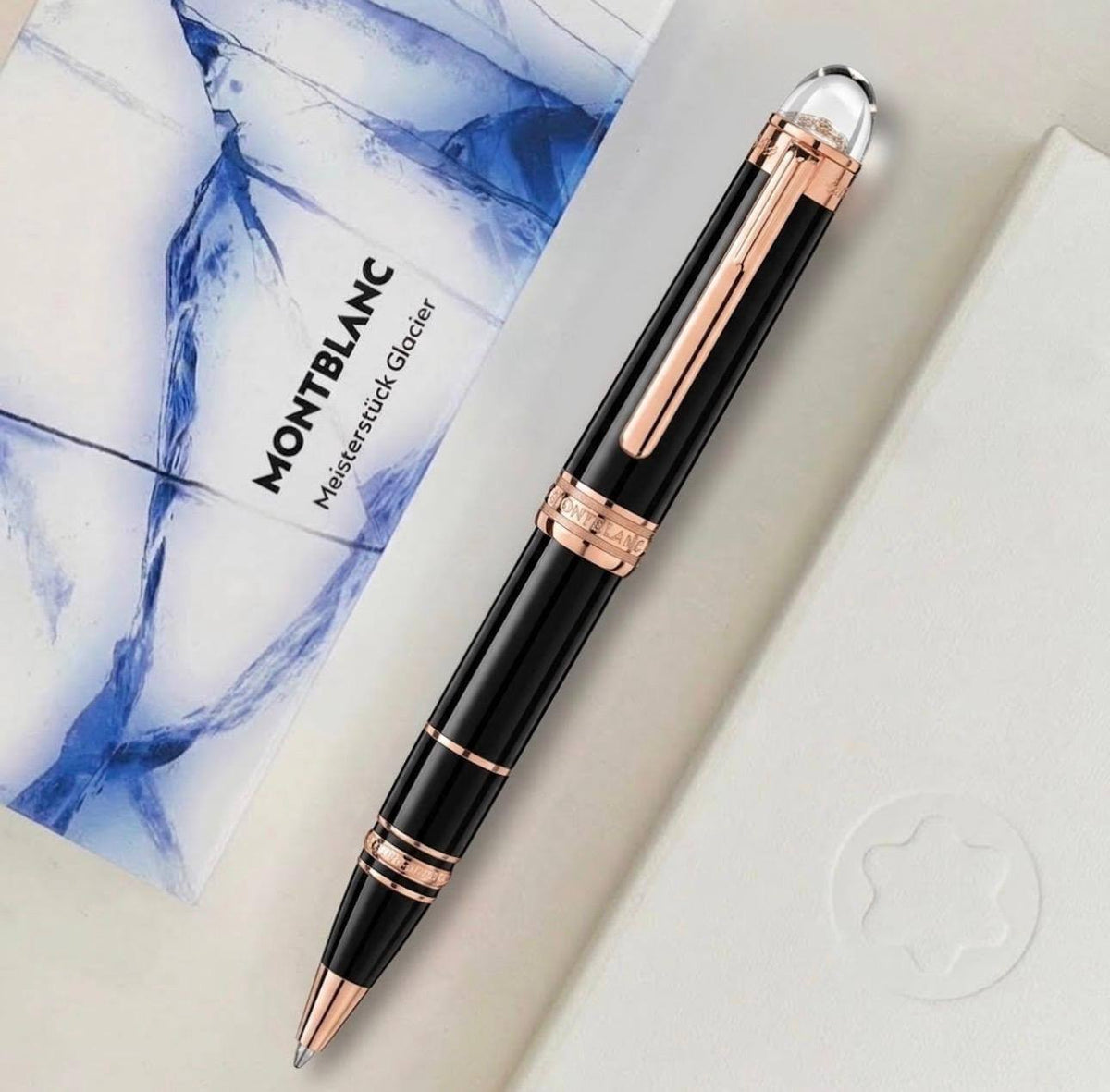 Mont Blanc 

pen master 
quality 
with original box 

95 dhs🇦🇪🇦🇪

Zain59
♥️♥️♥️
