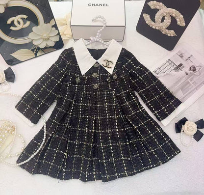 Chanel
2-10y 
150 dhs🪙🌨️

Zain151
♥️♥️♥️