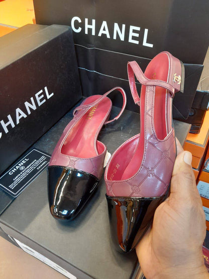Chanel
Size 36 To 41
105 dhs🪙🌨️

Zain120
♥️♥️♥️