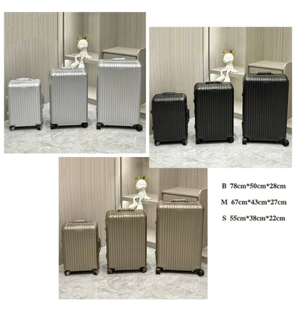 Rimowa
Super Master quality 

Small 790 dhs

Medium 890 dhs

Large 990 dhs 

Zain250
♥️♥️♥️