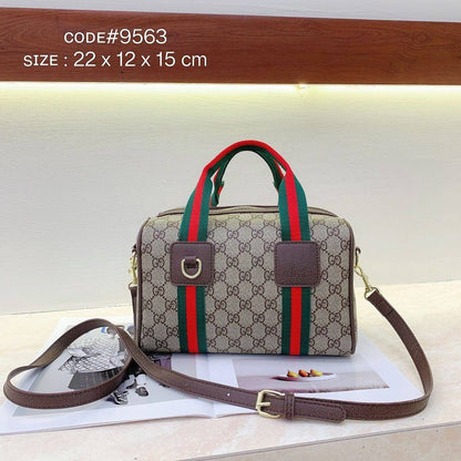 GUCCI ʜᴀɴᴅʙᴀɢ GG
ᴄᴀɴᴠᴀs ᴀɴᴅ ʟᴇᴀᴛʜᴇʀ ᴍᴀᴛᴇʀɪᴀʟ
ᴡɪᴛʜ ʟᴏɴɢ ʙᴇʟᴛ sᴛʀᴀᴘ
sɪᴢᴇ : 23 cm

75 dhs❣️

Zain31
♥️♥️♥️