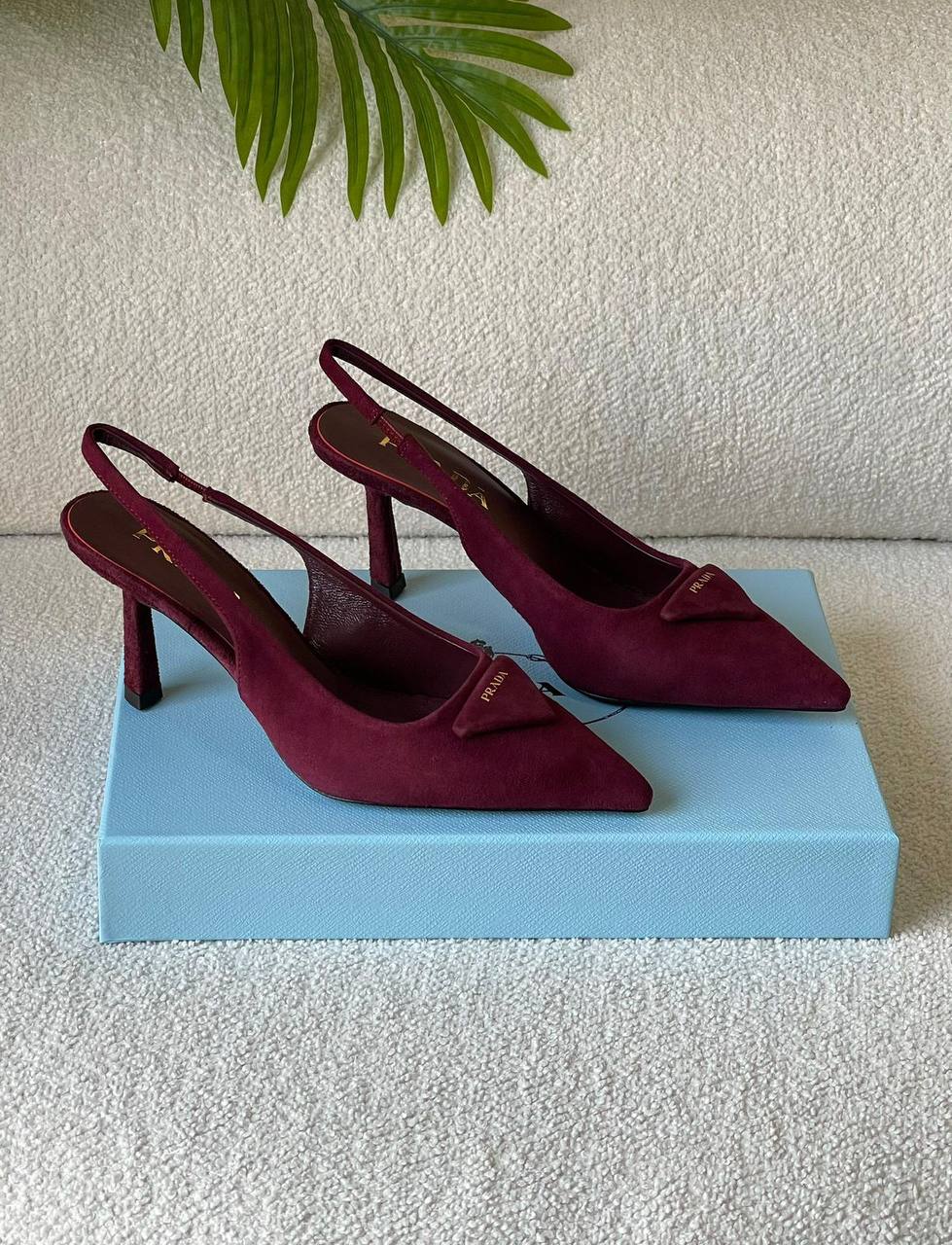 PRADA 
SuperMaster Quality 💯
450 dhs🪙🌨️
Size: 36-41💥

Zain171
♥️♥️♥️