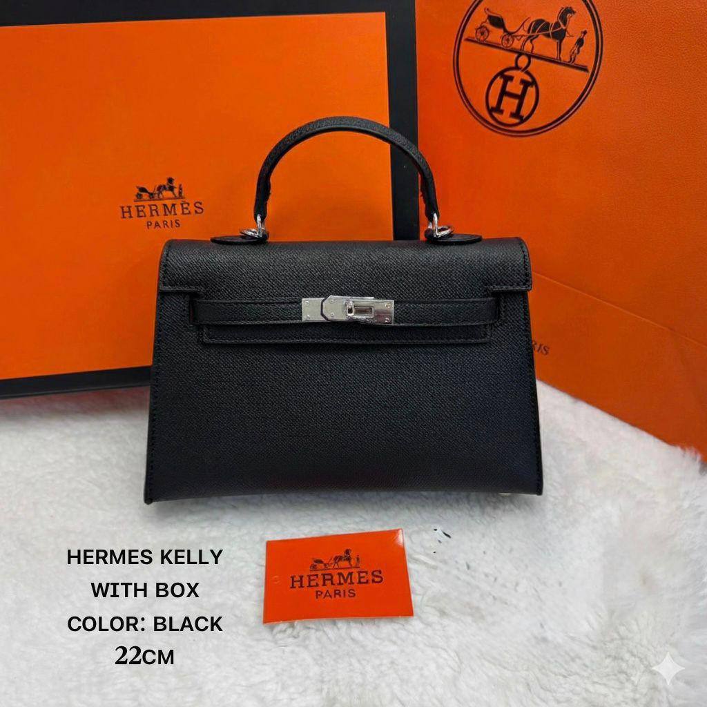 Hermes ᴋᴇʟʟʏ ʙᴀɢ  
silver hardware 
ᴡɪᴛʜ ʙᴏx 
🎁🎁🎁

ʟᴇᴀᴛʜᴇʀ 
sɪᴢᴇ:22ᴄᴍ 
90 dhs🪙🌨️

Zain56
♥️♥️♥️