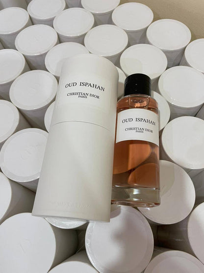 Dior 250 ml 
80 dhs🪙🌨️

Zain238
♥️♥️♥️