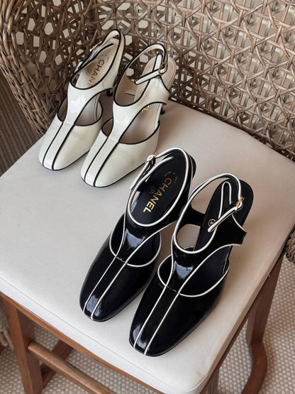 CHANEL 🤍
🤩Available new 😍😍
Size: 36 to 41
Super master quality
450 dhs✅

Zain198
♥️♥️♥️