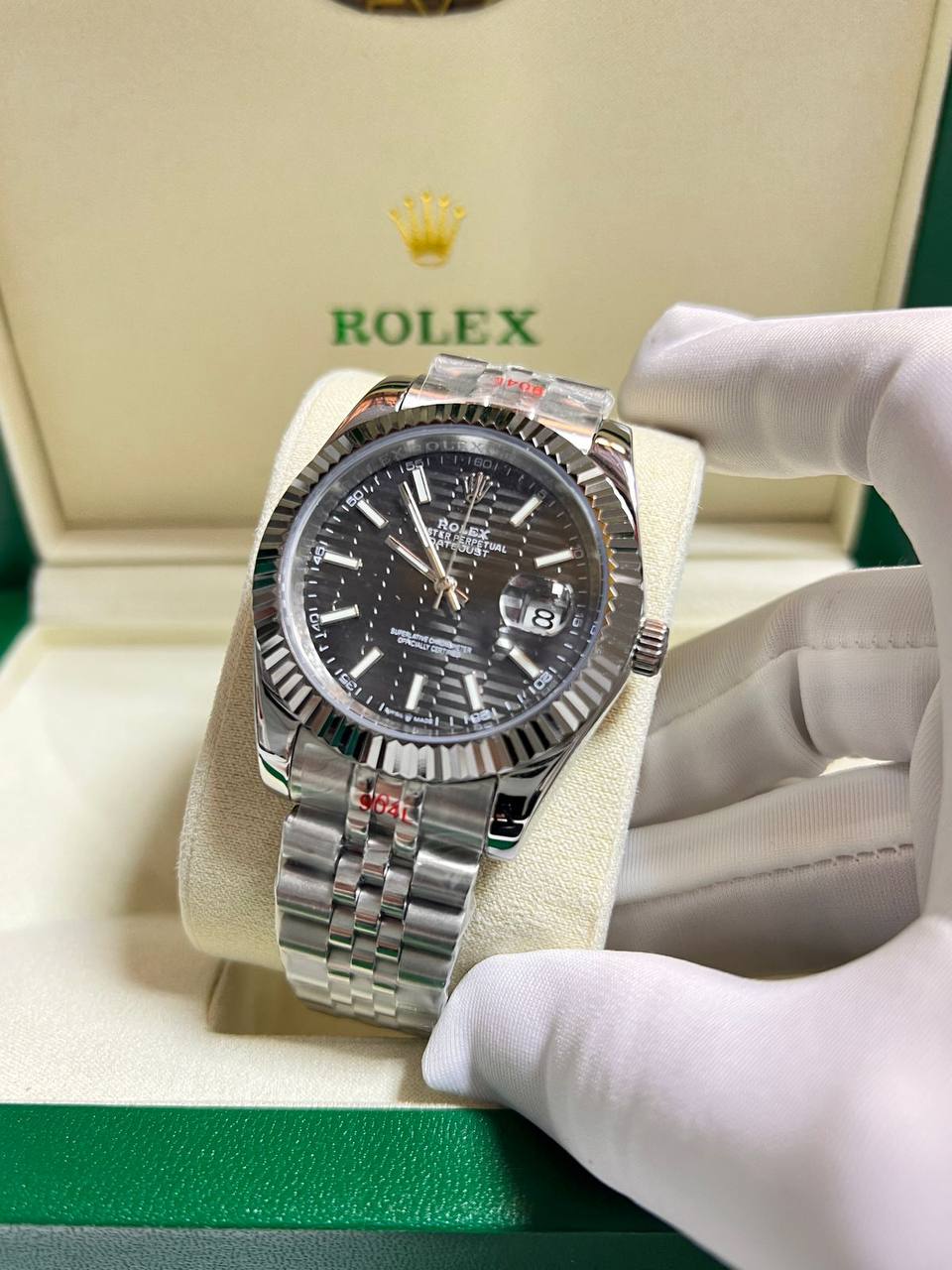 Rolex
180 dhs👑

Zain85
♥️♥️♥️