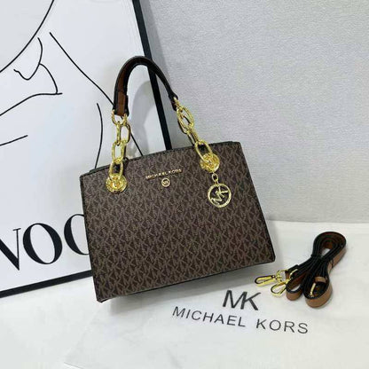 Mixed bags
Caach 
MK

90 dhs🇦🇪🇦🇪
  high quality

Zain26
♥️♥️♥️
