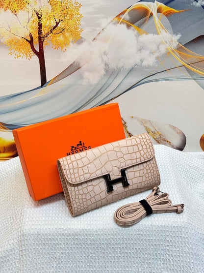 Hermes 
Best quality with box’s 
85 dhs✅
size 21 CM

Zain290
♥️♥️♥️
