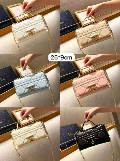 💗  Dior MissLady
1️⃣ First quality +🎁
Size : 25 * 9 * 20 cm
125 dhs✅
with box 🎁

Zain115
♥️♥️♥️