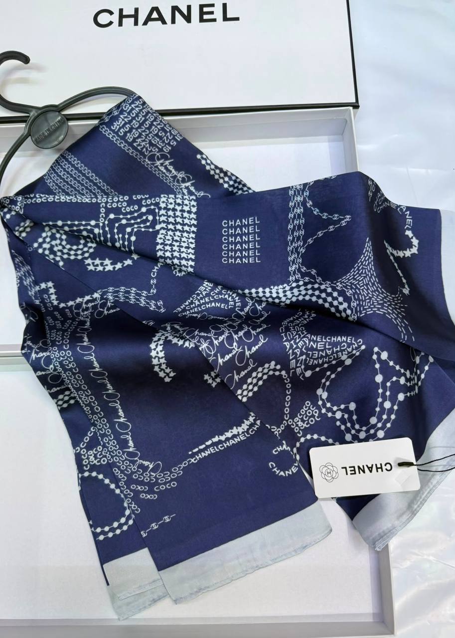 Silk scarf 🧣
40 dhs💓

Zain93
♥️♥️♥️