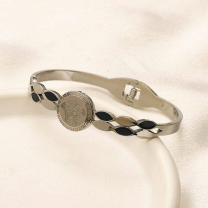 New arrival Versace stainless steel bangle 
30 dhs💓

Zain243
♥️♥️♥️
