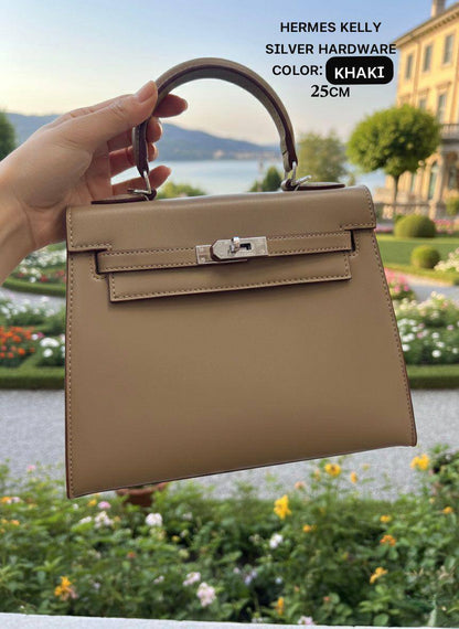 Hermes ᴋᴇʟʟʏ 
ᴡɪᴛʜout 📦 
sɪʟᴠᴇʀ ʜᴀʀᴅᴡᴀʀᴇ
sɪᴢᴇ:25ᴄᴍ
100 dhs✅

Zain56
♥️♥️♥️