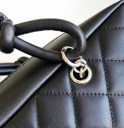 CHANEL 

COPY ONE 

NEW CAME 

130 dhs🪙🖤

Zain39
♥️♥️♥️